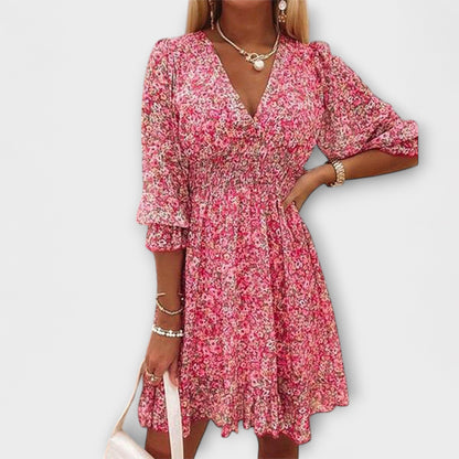 Casual Floral V-Neck Mini Dress for Summer Days | Charlie 1